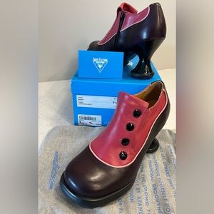 John Fluevog Bunny size 7.5 leather burgundy